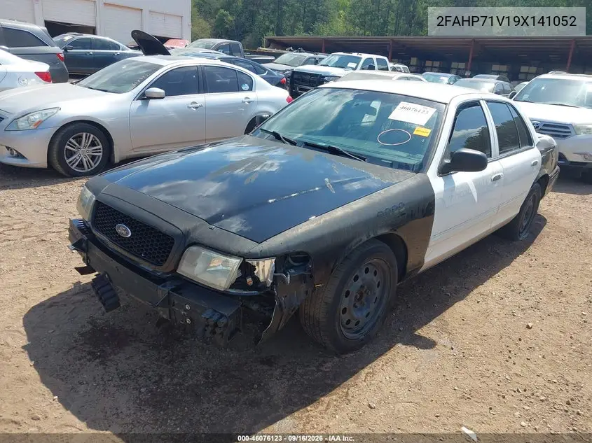 2009 FORD CROWN VICTORIA VIN 2FAHP71V19X141052 — фото 2