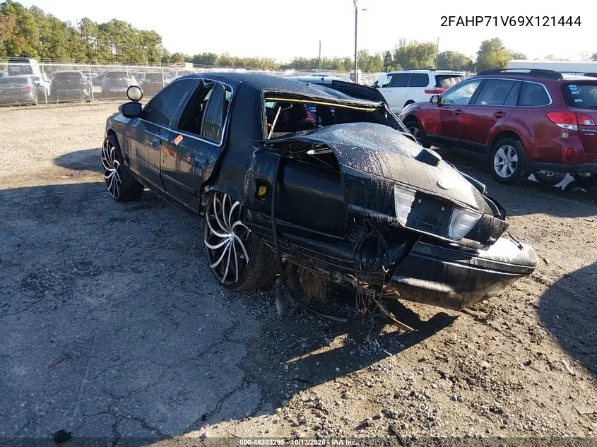 2009 FORD CROWN VICTORIA VIN 2FAHP71V69X121444 — фото 3