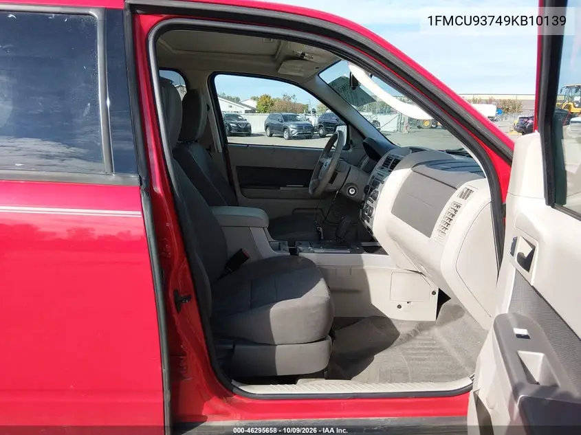 2009 FORD ESCAPE VIN 1FMCU93749KB10139 — фото 5