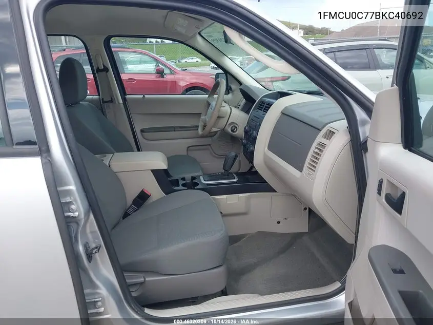 2011 FORD ESCAPE VIN 1FMCU0C77BKC40692 — фото 5