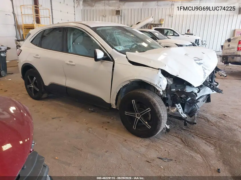 FORD ESCAPE 2020, VIN 1FMCU9G69LUC74225