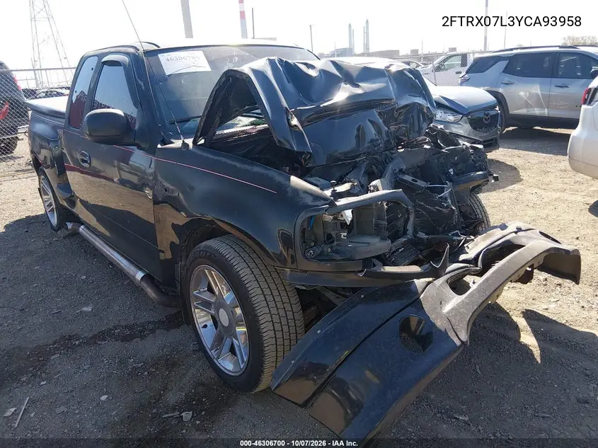 FORD F-150 2000, VIN 2FTRX07L3YCA93958