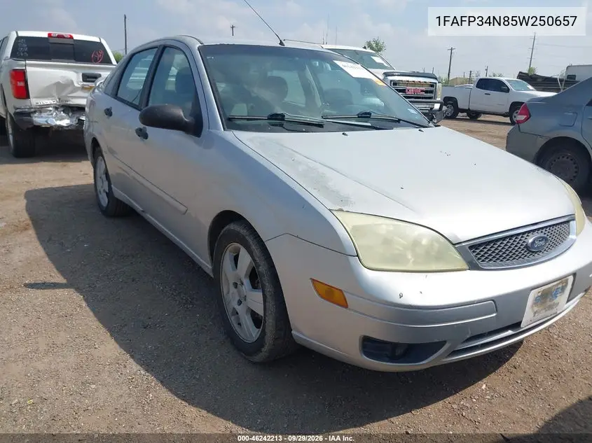 FORD FOCUS 2005, VIN 1FAFP34N85W250657