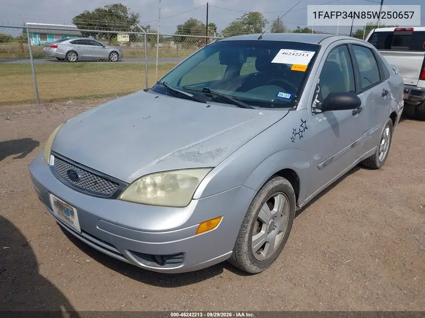 2005 FORD FOCUS VIN 1FAFP34N85W250657 — фото 2