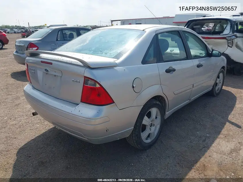 2005 FORD FOCUS VIN 1FAFP34N85W250657 — фото 4