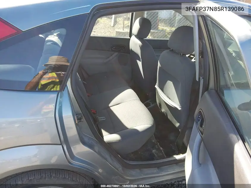 2005 FORD FOCUS VIN 3FAFP37N85R139086 — фото 8