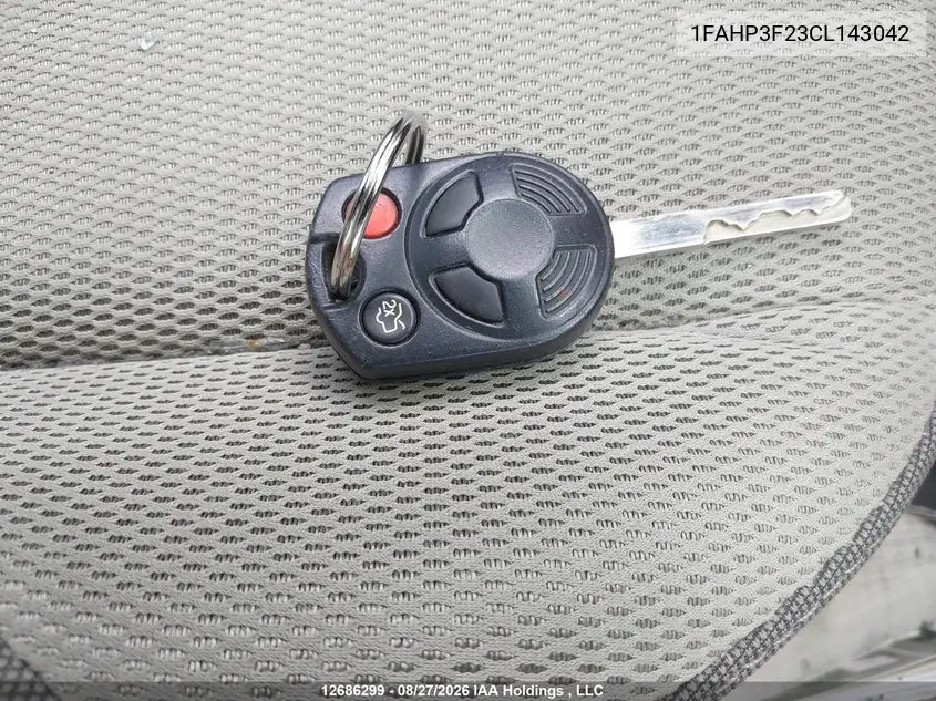 FORD FOCUS 2012, VIN 1FAHP3F23CL143042