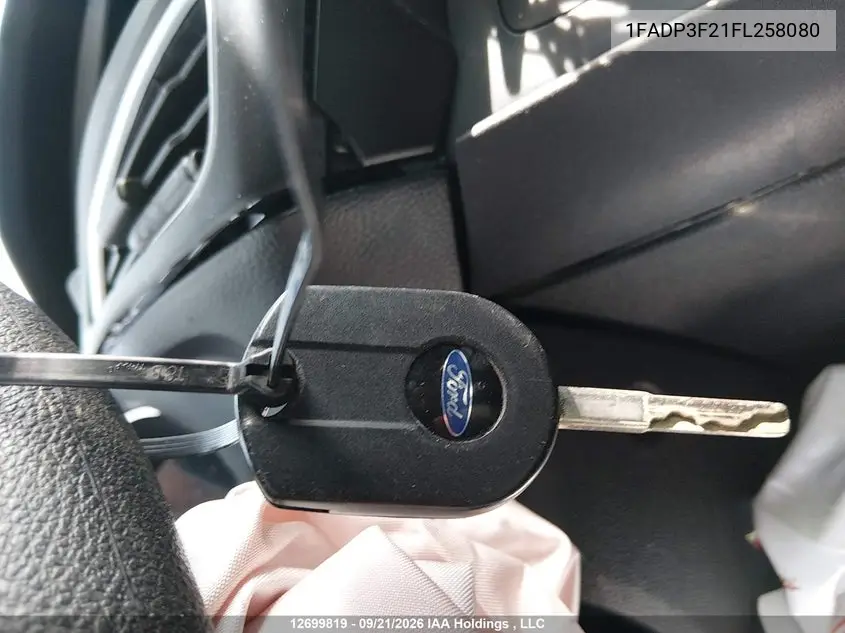 2015 FORD FOCUS VIN 1FADP3F21FL258080 — фото 11