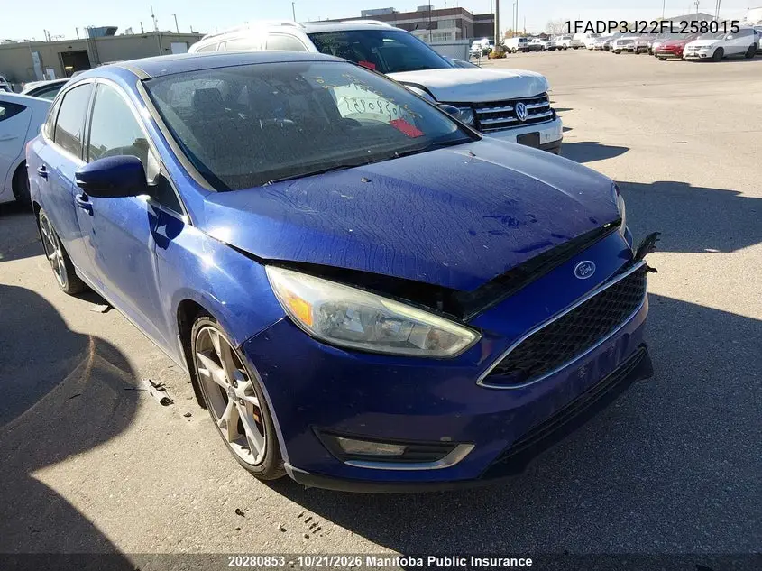 FORD FOCUS 2015, VIN 1FADP3J22FL258015