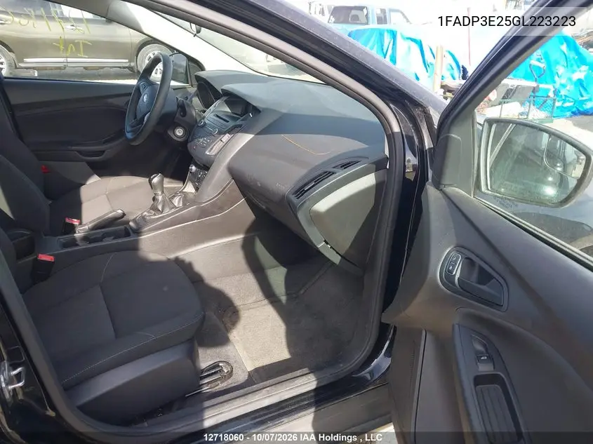 2016 FORD FOCUS VIN 1FADP3E25GL223223 — фото 5