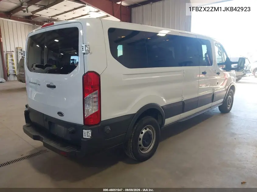 2018 FORD TRANSIT VIN 1FBZX2ZM1JKB42923 — фото 4
