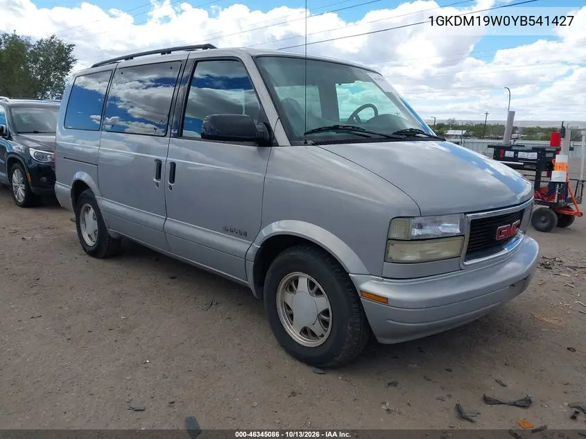 GMC SAFARI 2000, VIN 1GKDM19W0YB541427