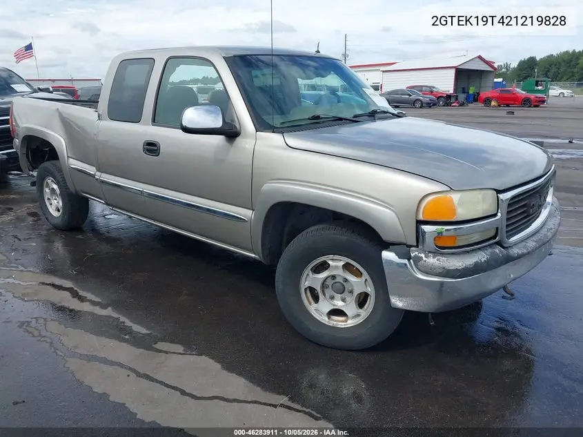 GMC SIERRA 2002, VIN 2GTEK19T421219828