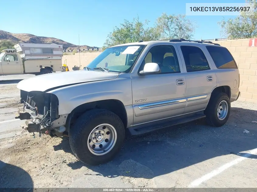 2005 GMC YUKON VIN 1GKEC13V85R256937 — фото 2