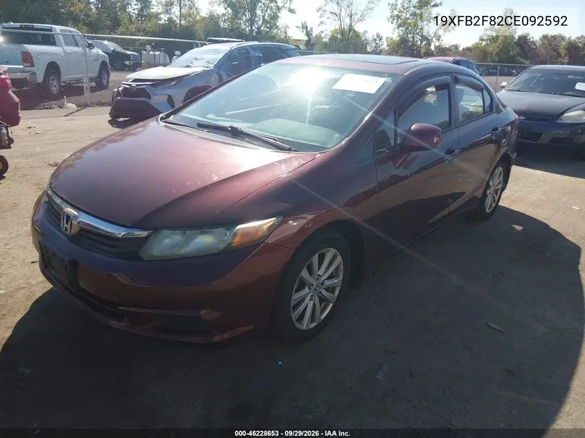 2012 HONDA CIVIC VIN 19XFB2F82CE092592 — фото 2