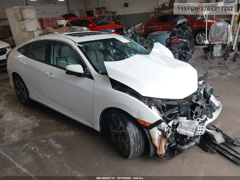 HONDA CIVIC 2016, VIN 19XFC1F32GE217382