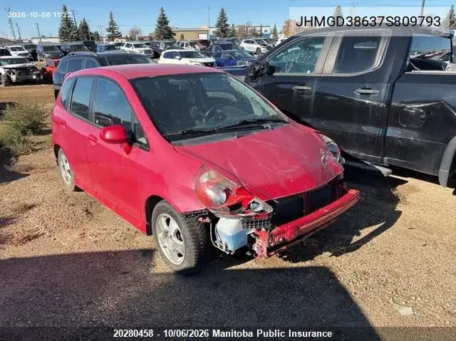 HONDA FIT 2007, VIN JHMGD38637S809793