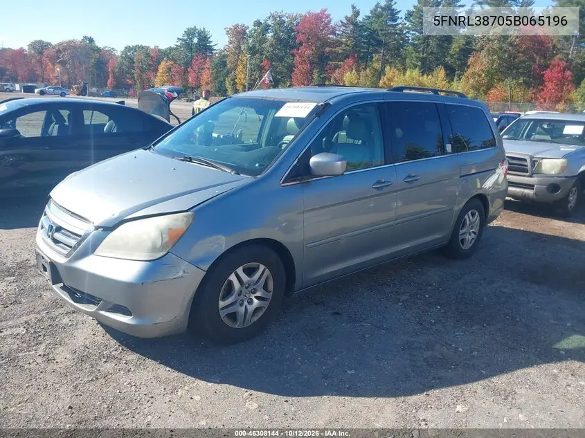 2005 HONDA ODYSSEY VIN 5FNRL38705B065196 — фото 2
