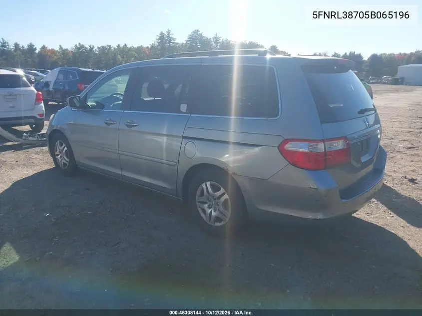 2005 HONDA ODYSSEY VIN 5FNRL38705B065196 — фото 3