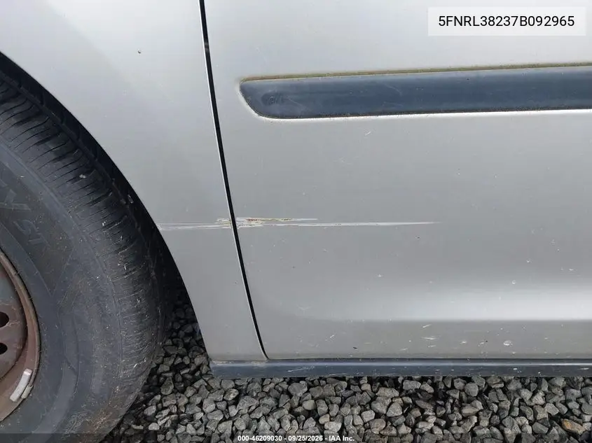 2007 HONDA ODYSSEY VIN 5FNRL38237B092965 — фото 13