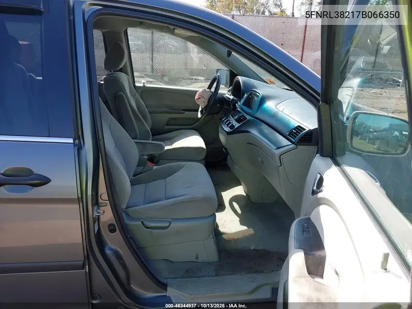 2007 HONDA ODYSSEY VIN 5FNRL38217B066350 — фото 5