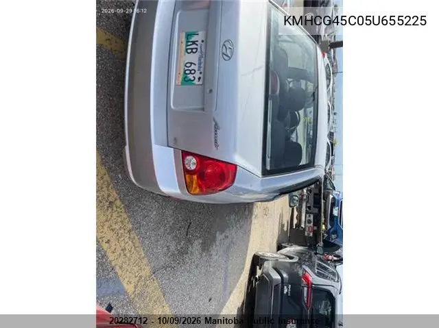 2005 HYUNDAI ACCENT VIN KMHCG45C05U655225 — фото 3