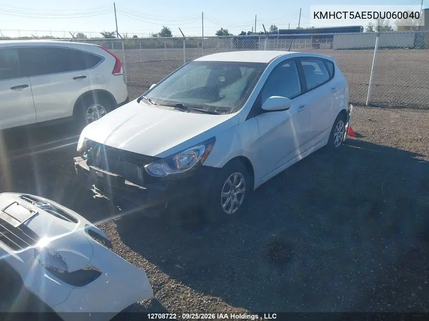 2013 HYUNDAI ACCENT VIN KMHCT5AE5DU060040 — фото 2