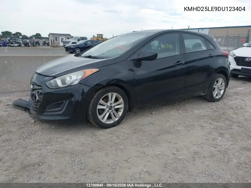 2013 HYUNDAI ELANTRA VIN KMHD25LE9DU123404 — фото 2