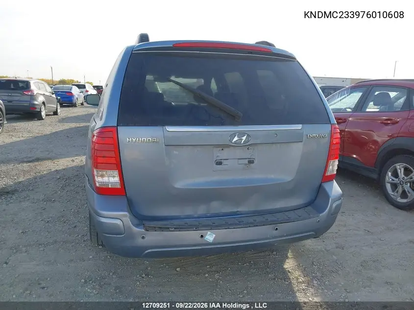2007 HYUNDAI ENTOURAGE VIN KNDMC233976010608 — фото 6