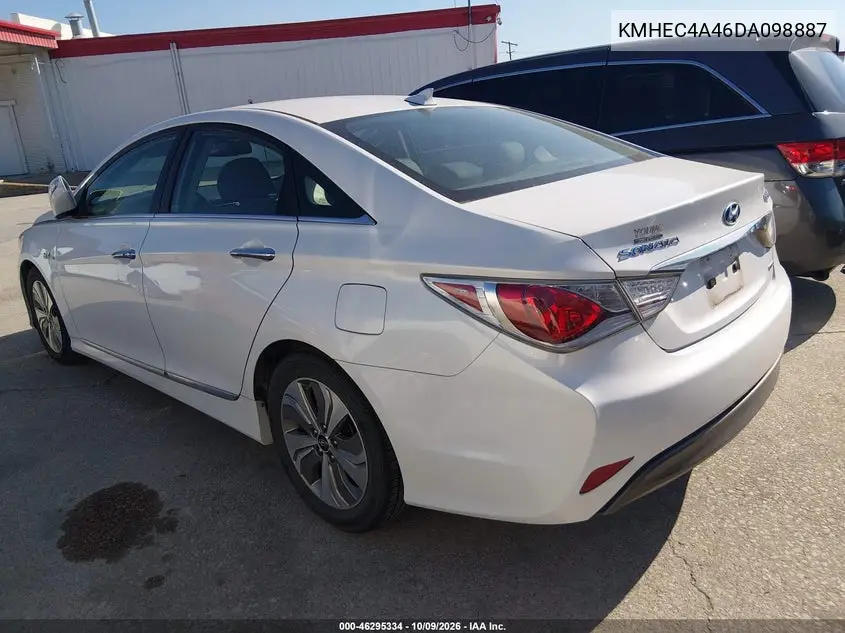 2013 HYUNDAI SONATA VIN KMHEC4A46DA098887 — фото 3