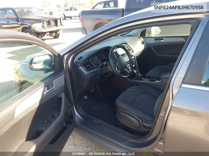 2018 HYUNDAI SONATA VIN 5NPE24AF8JH670958 — фото 17