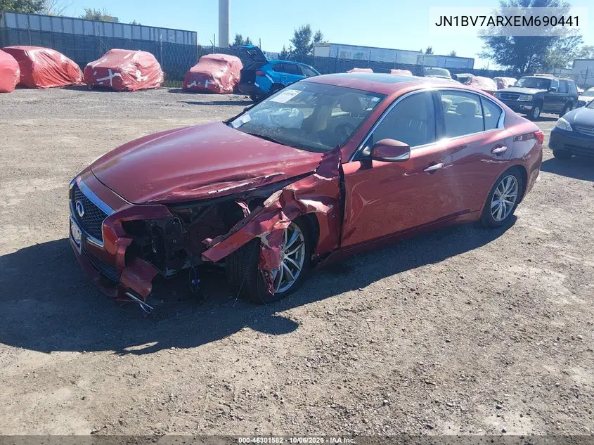 2014 INFINITI Q50 VIN JN1BV7ARXEM690441 — фото 2