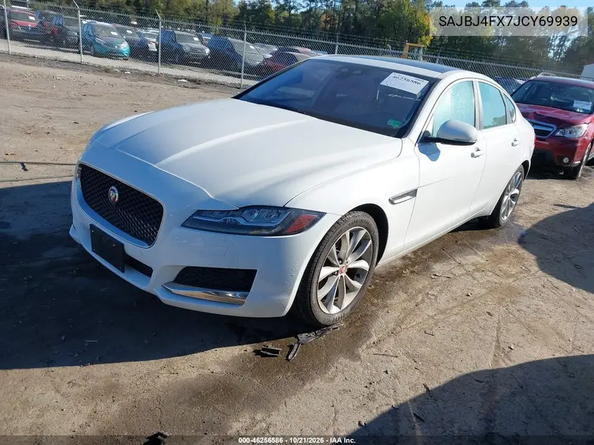 2018 JAGUAR XF VIN SAJBJ4FX7JCY69939 — фото 2