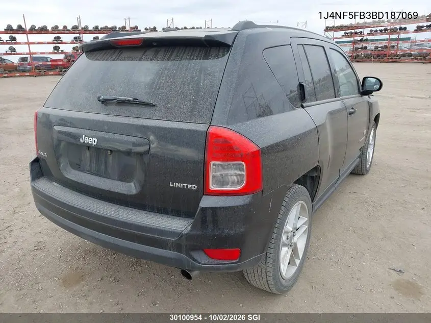 2011 JEEP COMPASS VIN 1J4NF5FB3BD187069 — фото 4
