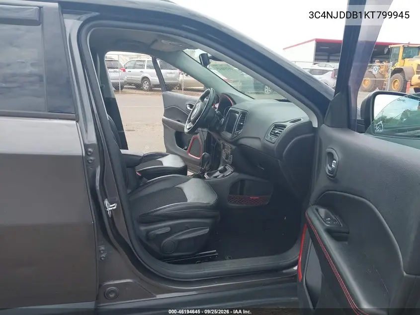 2019 JEEP COMPASS VIN 3C4NJDDB1KT799945 — фото 5
