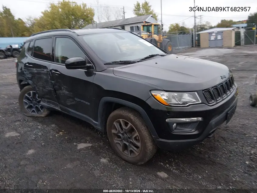 JEEP COMPASS 2019, VIN 3C4NJDAB9KT682957