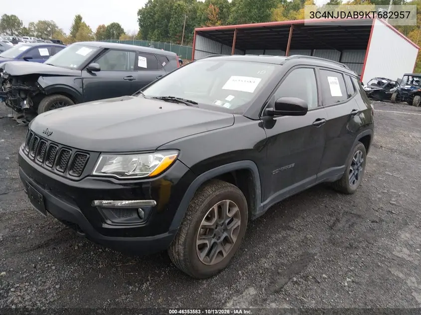 2019 JEEP COMPASS VIN 3C4NJDAB9KT682957 — фото 2
