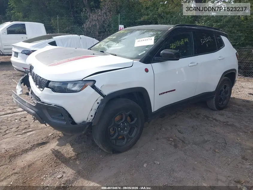 2023 JEEP COMPASS VIN 3C4NJDDN7PT523237 — фото 2