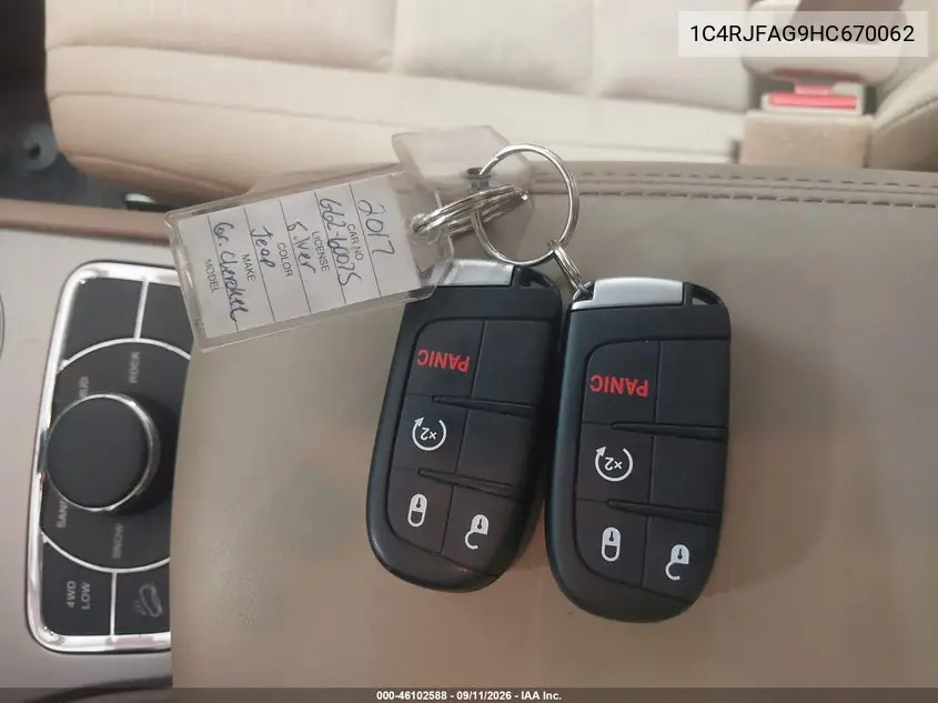 2017 JEEP GRAND CHEROKEE VIN 1C4RJFAG9HC670062 — фото 11