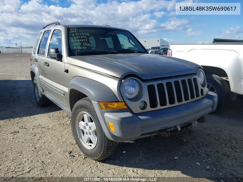 JEEP LIBERTY (NORTH AMERICA) 2005, VIN 1J8GL48K35W690617