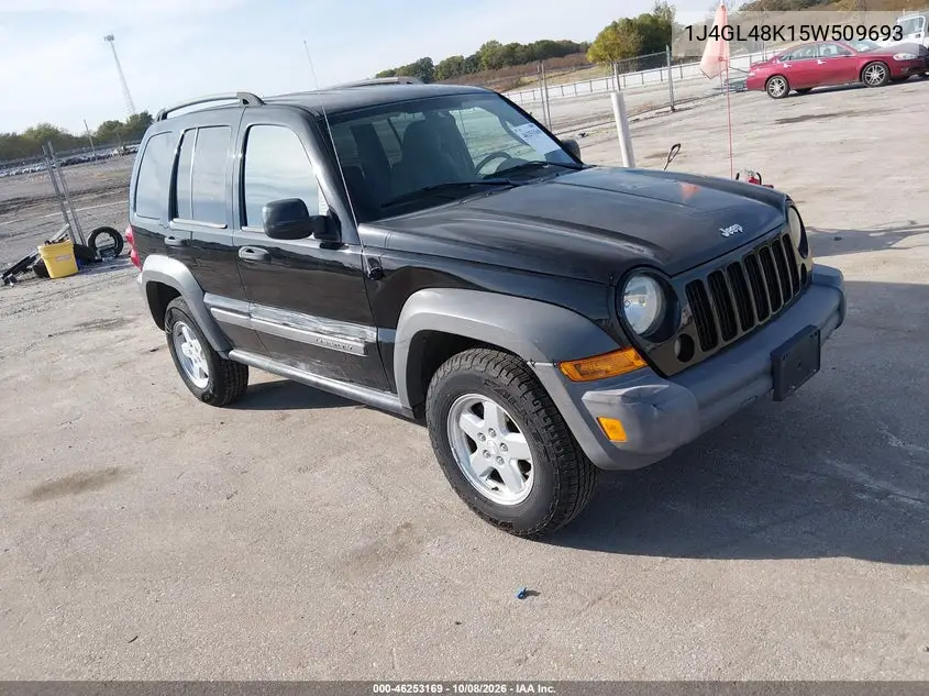 JEEP LIBERTY (NORTH AMERICA) 2005, VIN 1J4GL48K15W509693