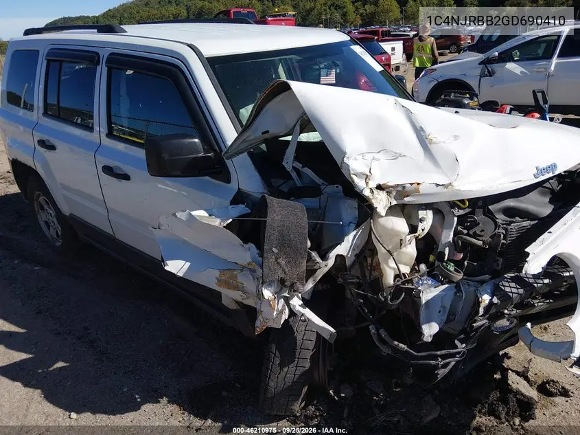 JEEP LIBERTY (PATRIOT) 2016, VIN 1C4NJRBB2GD690410