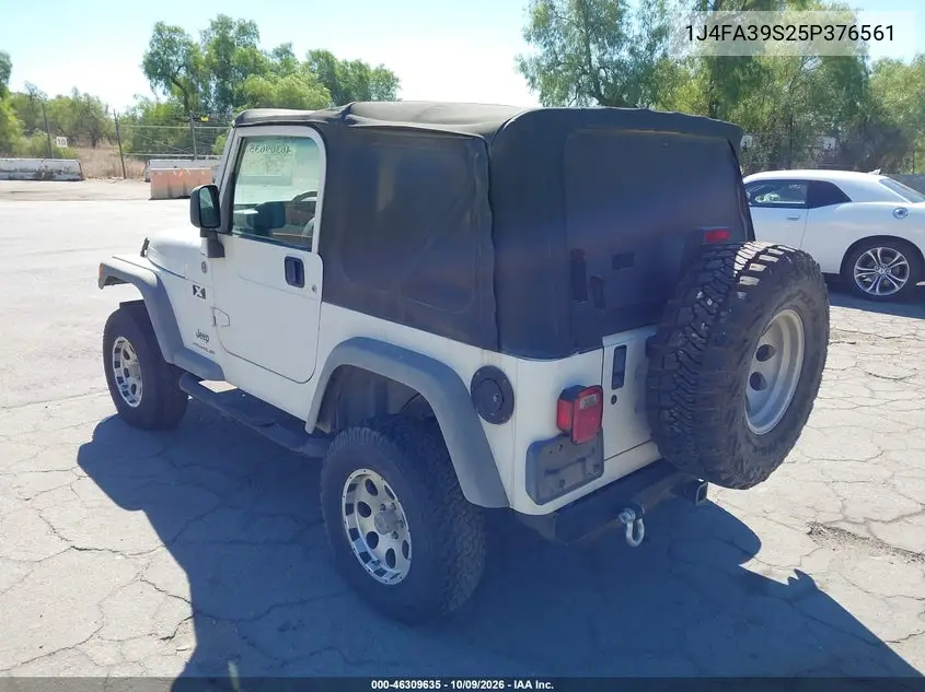 2005 JEEP WRANGLER VIN 1J4FA39S25P376561 — фото 3