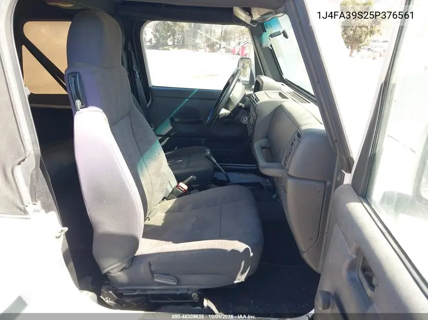2005 JEEP WRANGLER VIN 1J4FA39S25P376561 — фото 5