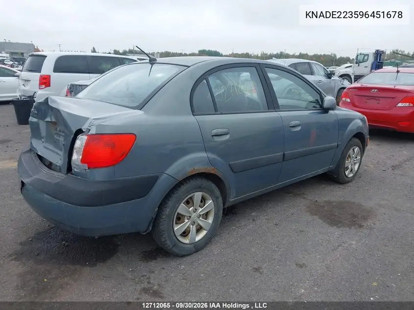 2009 KIA RIO VIN KNADE223596451678 — фото 4