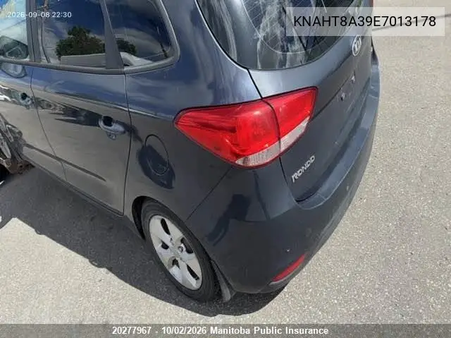 2014 KIA RONDO VIN KNAHT8A39E7013178 — фото 4