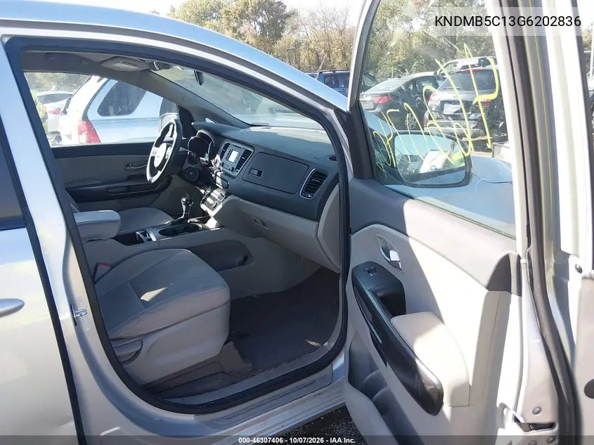 2016 KIA SEDONA VIN KNDMB5C13G6202836 — фото 5