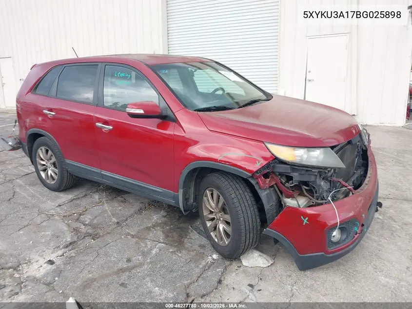KIA SORENTO 2011, VIN 5XYKU3A17BG025898
