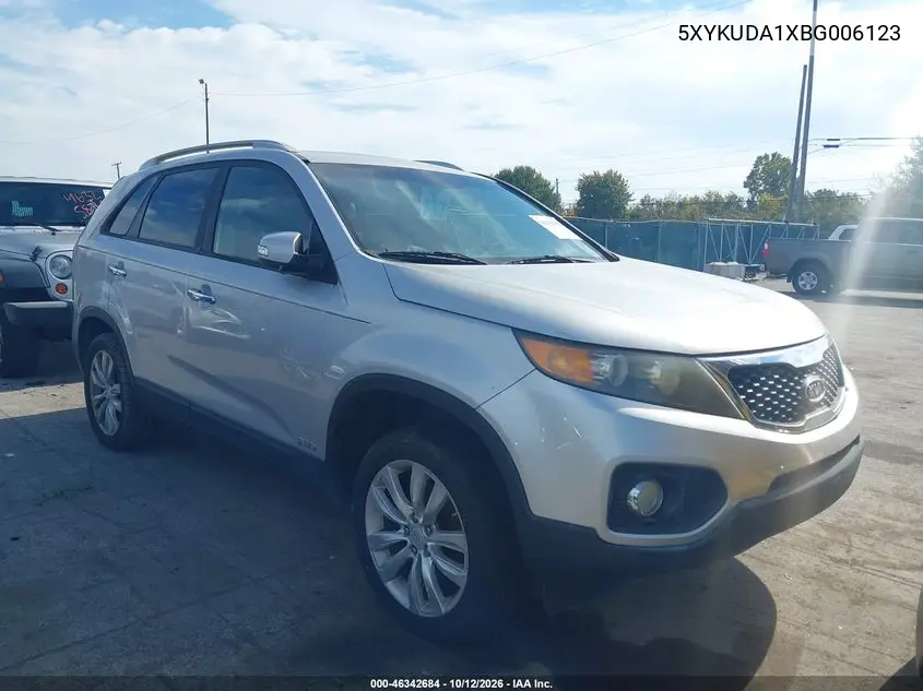 KIA SORENTO 2011, VIN 5XYKUDA1XBG006123