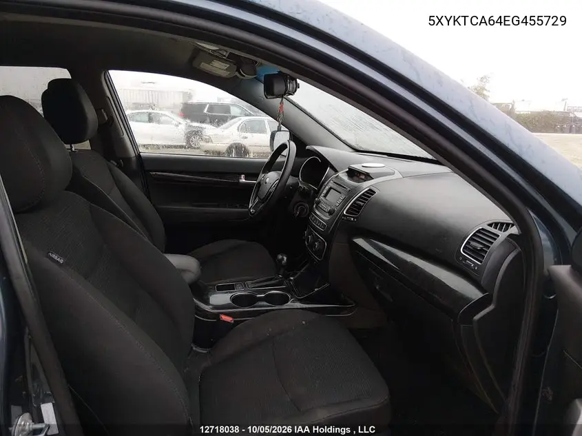 2014 KIA SORENTO VIN 5XYKTCA64EG455729 — фото 5